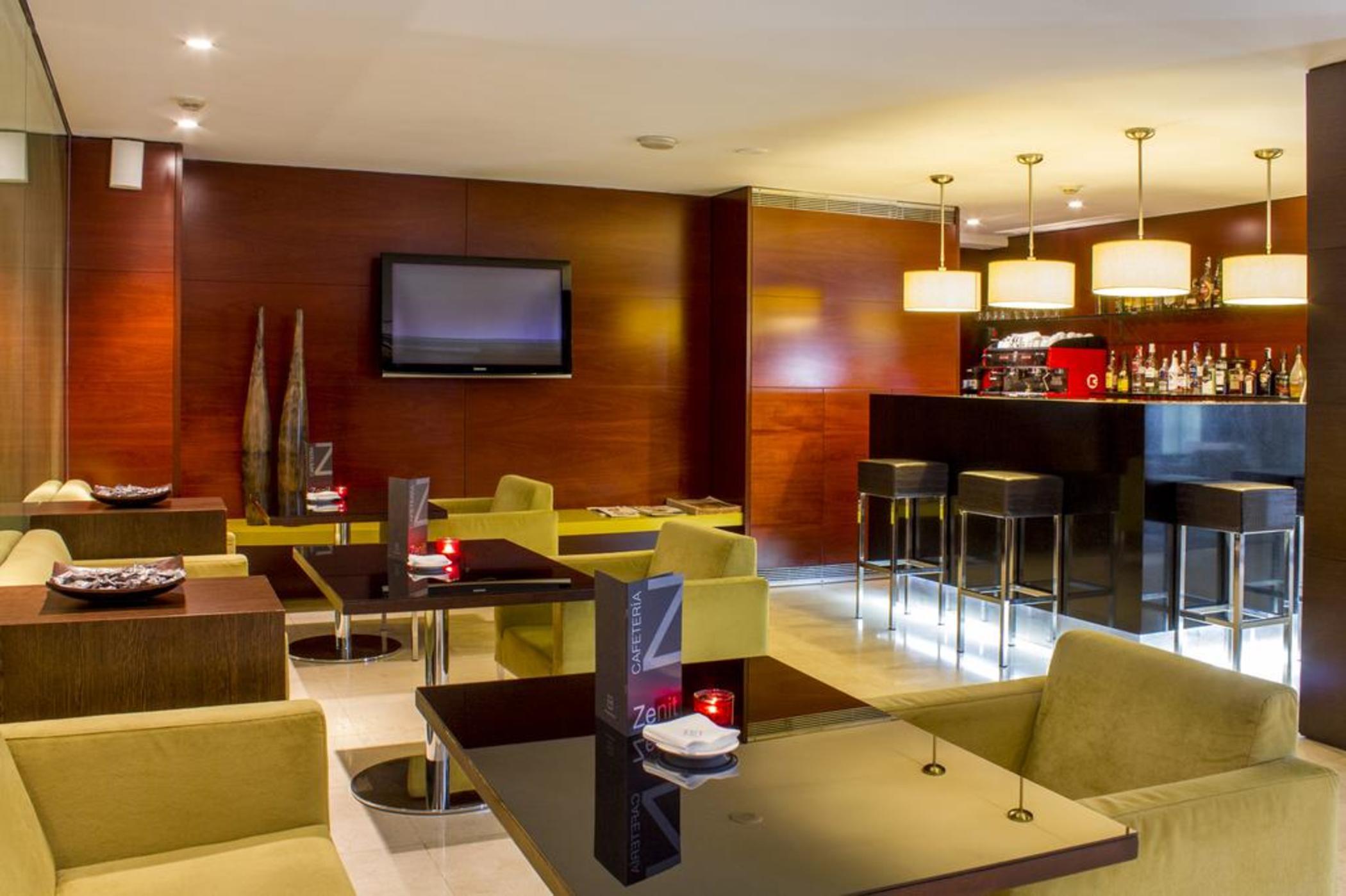 Zenit Borrell Hotel Barcelona Ngoại thất bức ảnh